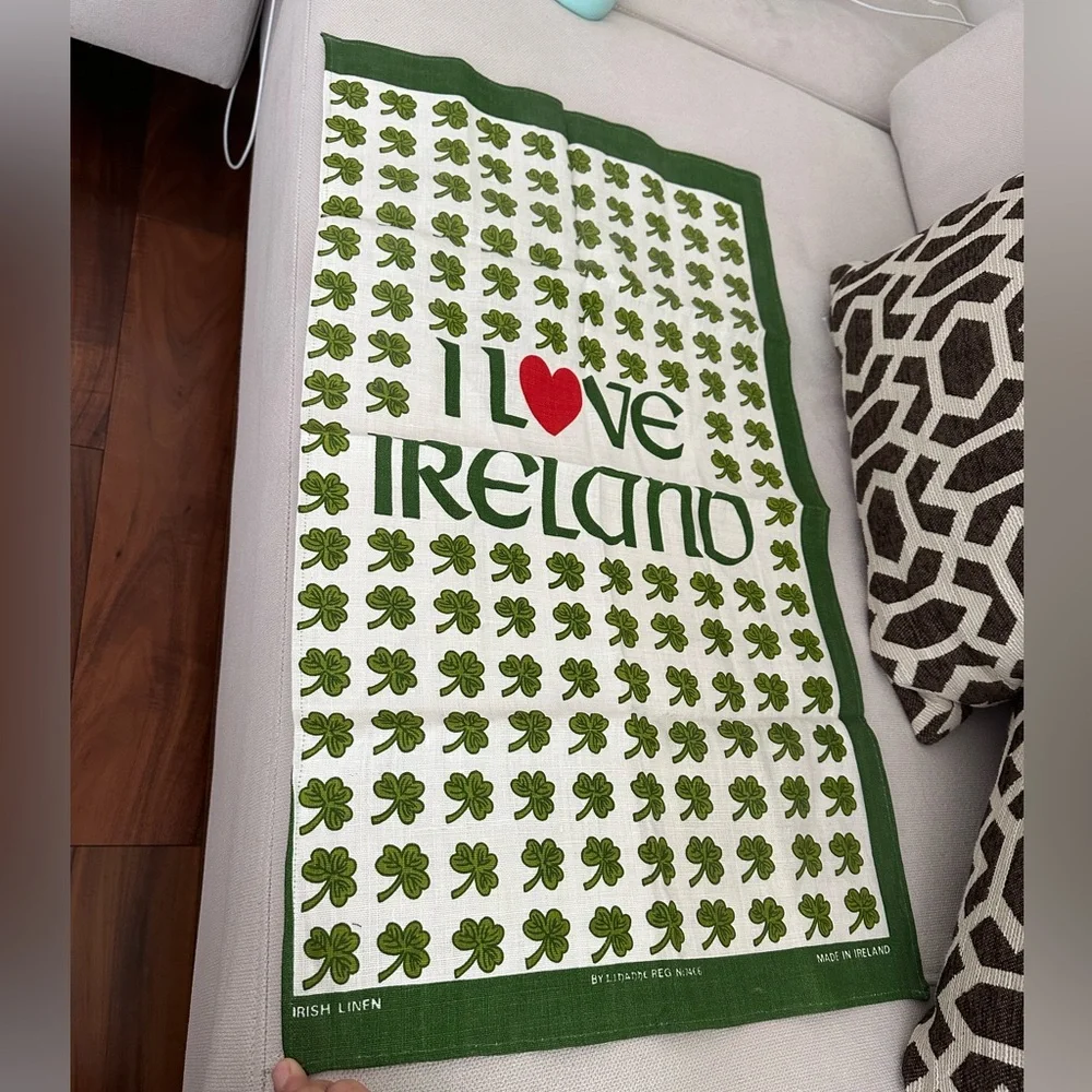 I LOVE IRELAND 🇮🇪 IRISH LINEN MADE IN IRELAND 29” x 17”